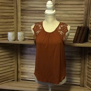 🐞 H&M Chocolate Brown tank top with lace cap sleeves Medium